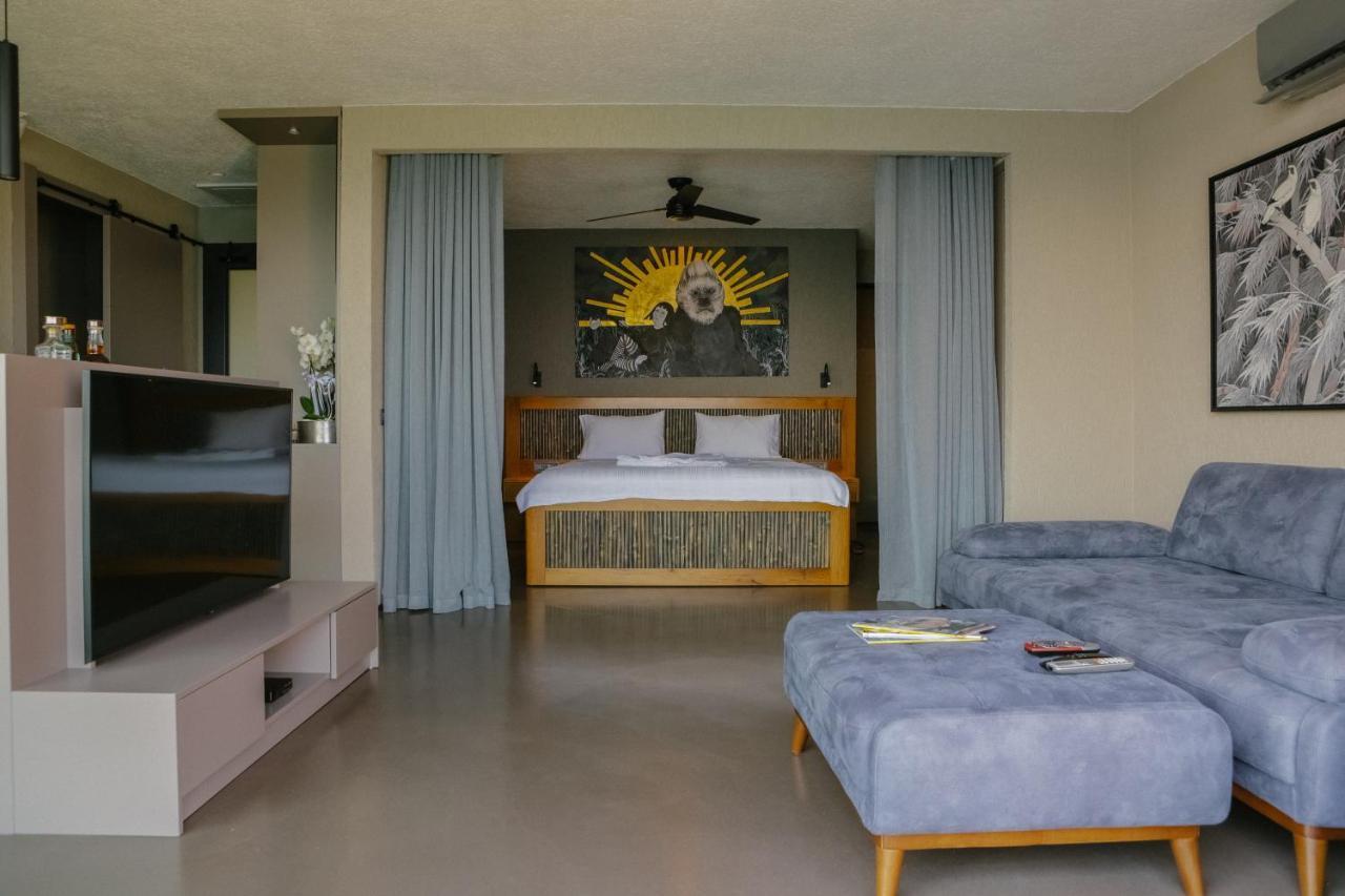 Surfer Caravan Gastro Pub Suites- Adults Only Appartement